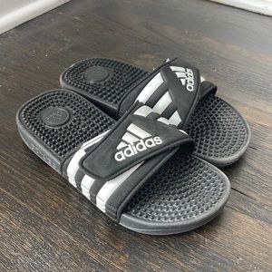 Adidas slides for boys size 2Y